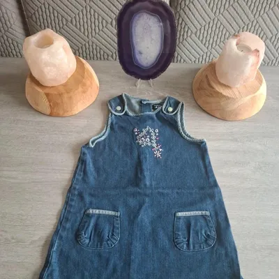 Belle robe en jean taille 18 mois